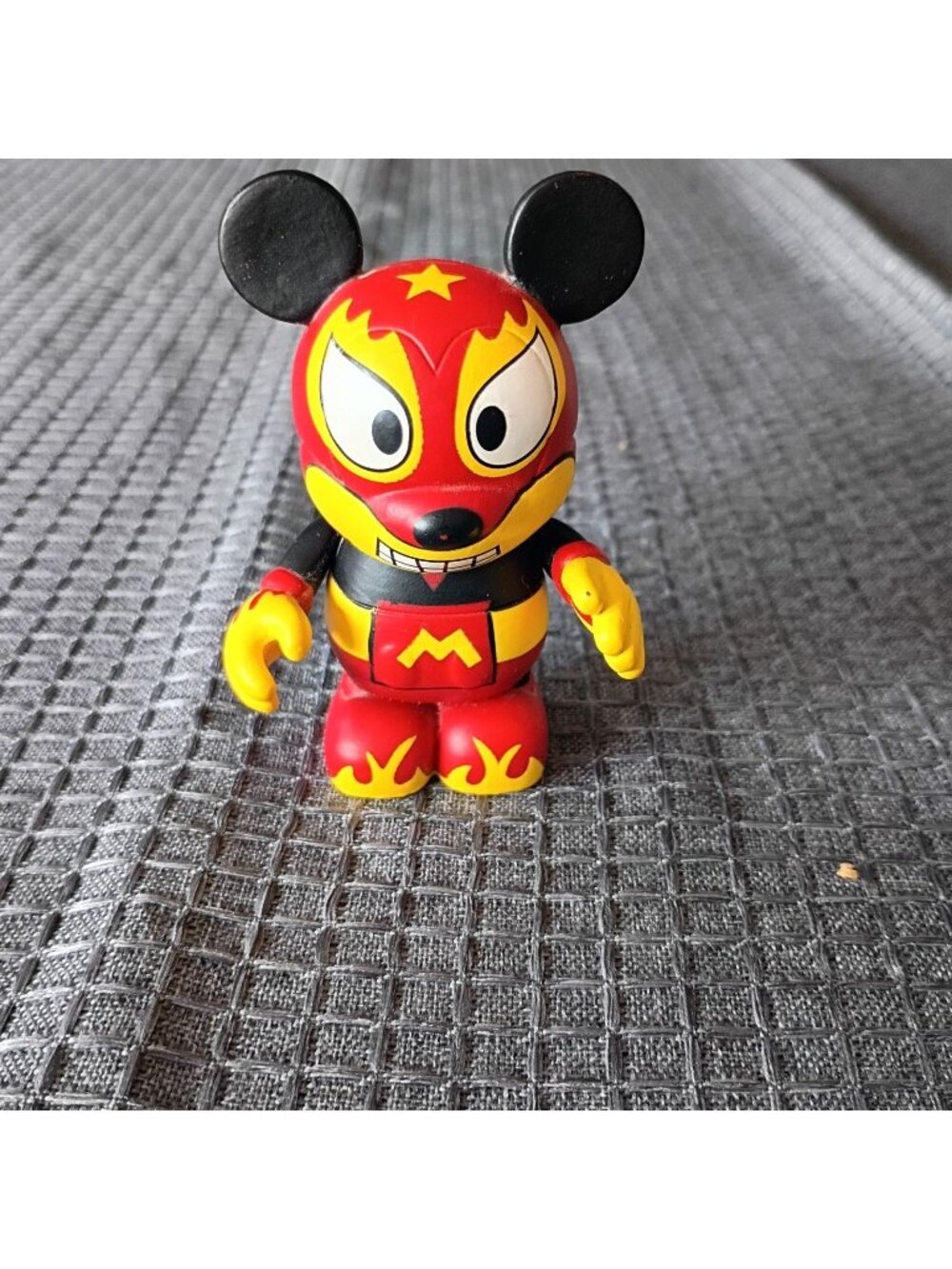 Disney Vinylmation Urban Series 1 El Super Raton 3" Figure Mouse Hero Toy